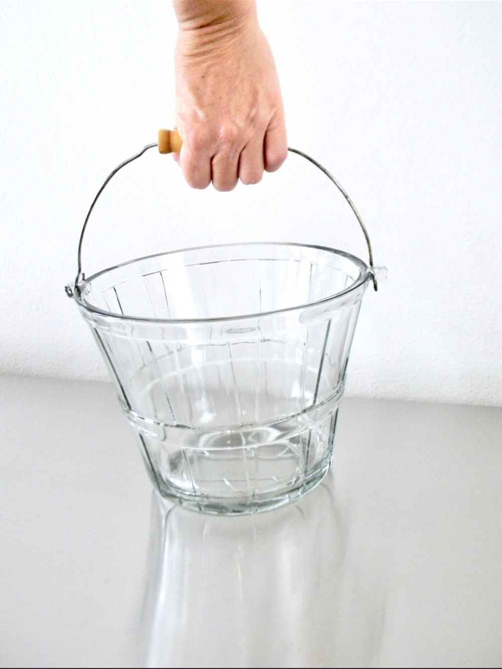 Vintage Anchor Hocking USA Glass Apple Barrel Ice Bucket. Wood-Handle | Heavy